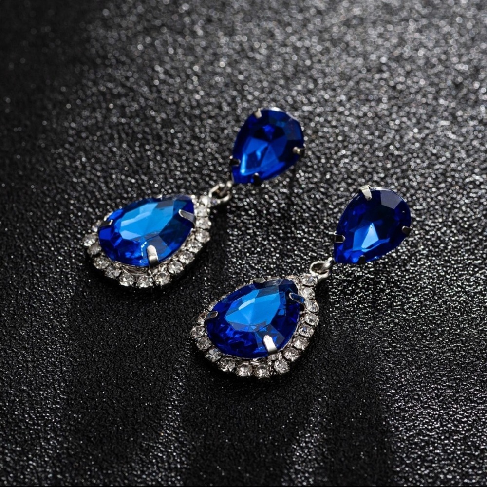 Rhinestone Crystal Drop Earrings